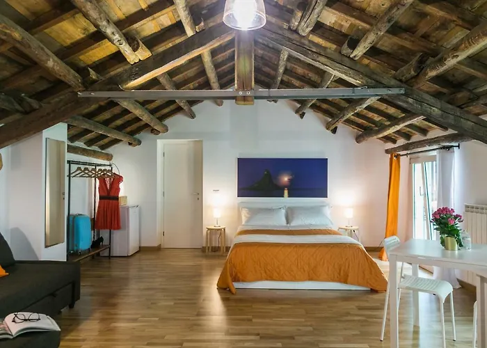 Private Bathroom Quadruple Room